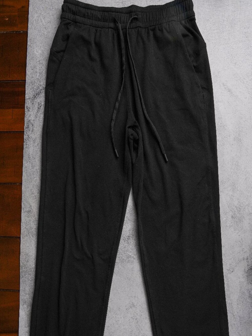 Lululemon Black Drawstring Joggers Size 4